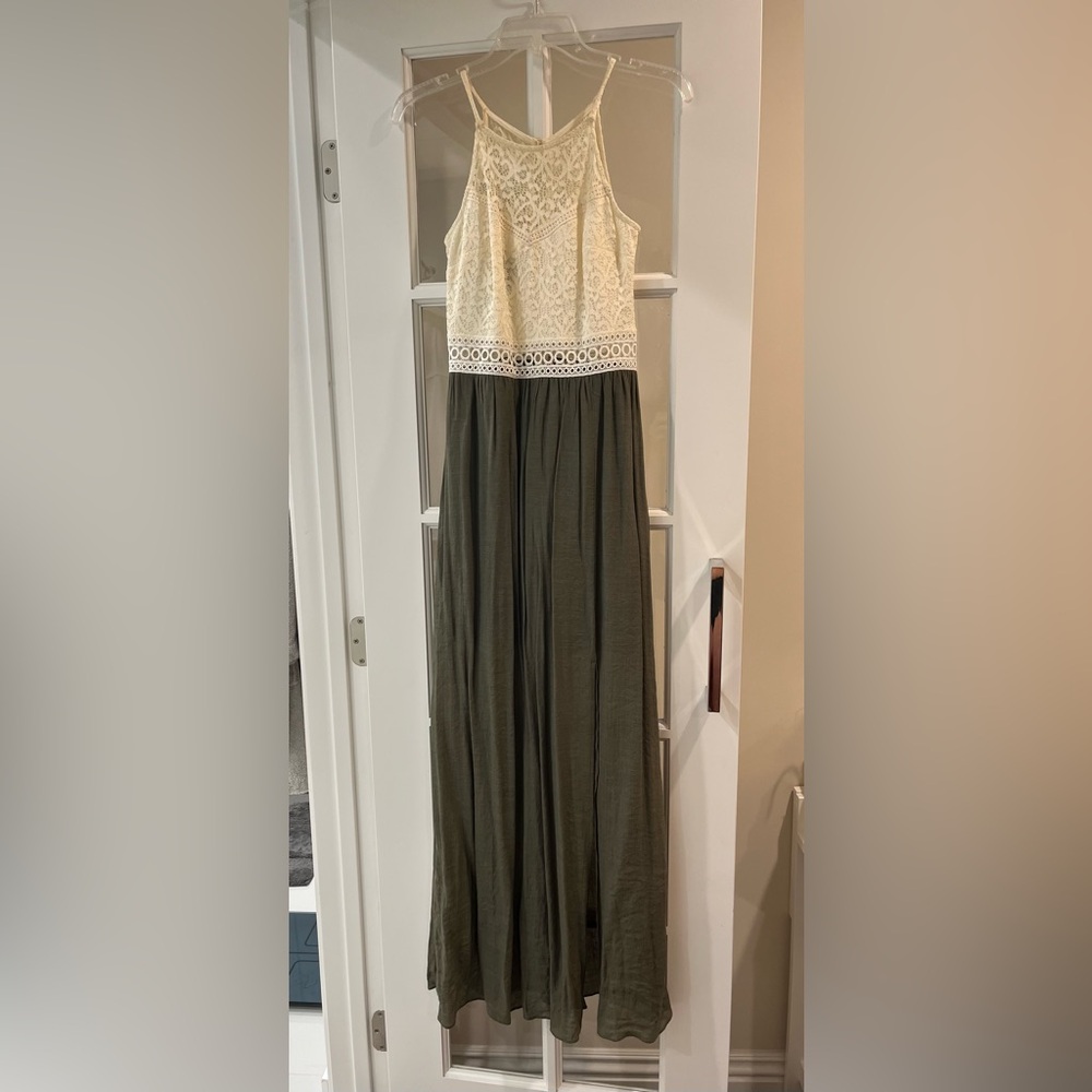 BCX women’s maxi dress size 3 lace top chiffon beige and green summer